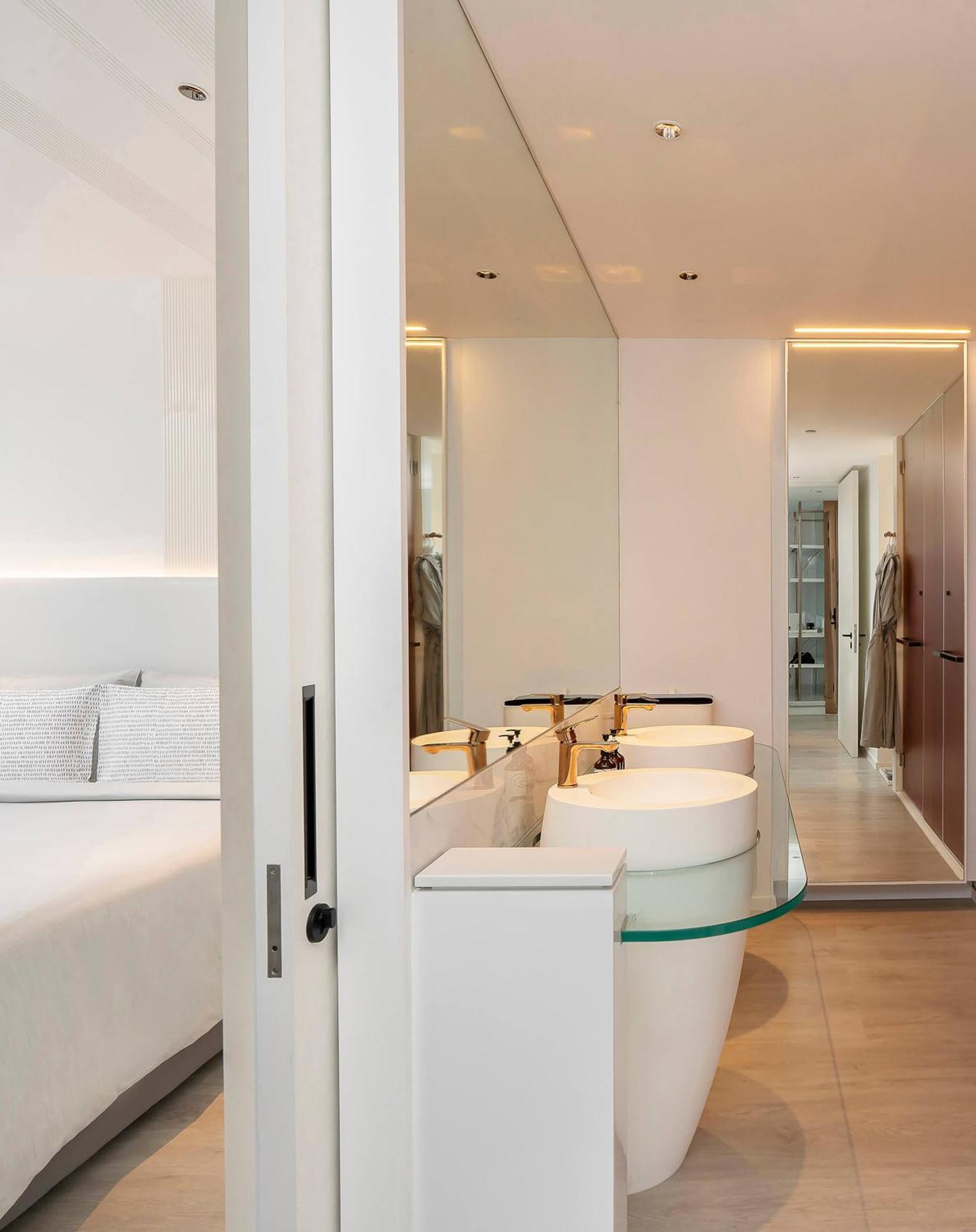 The Townhouse 2 Bedrooms