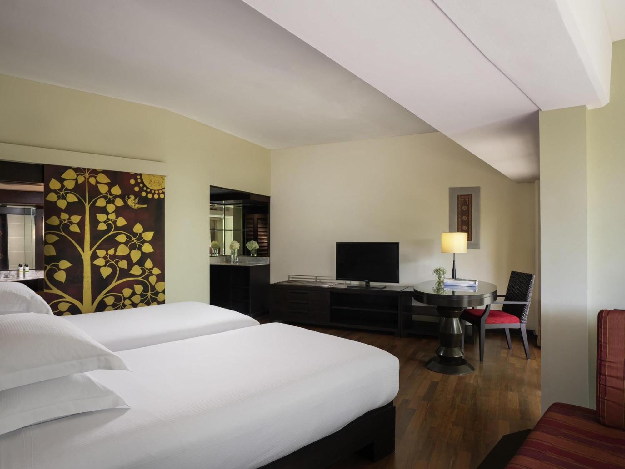 Junior Twin Suite Garden View