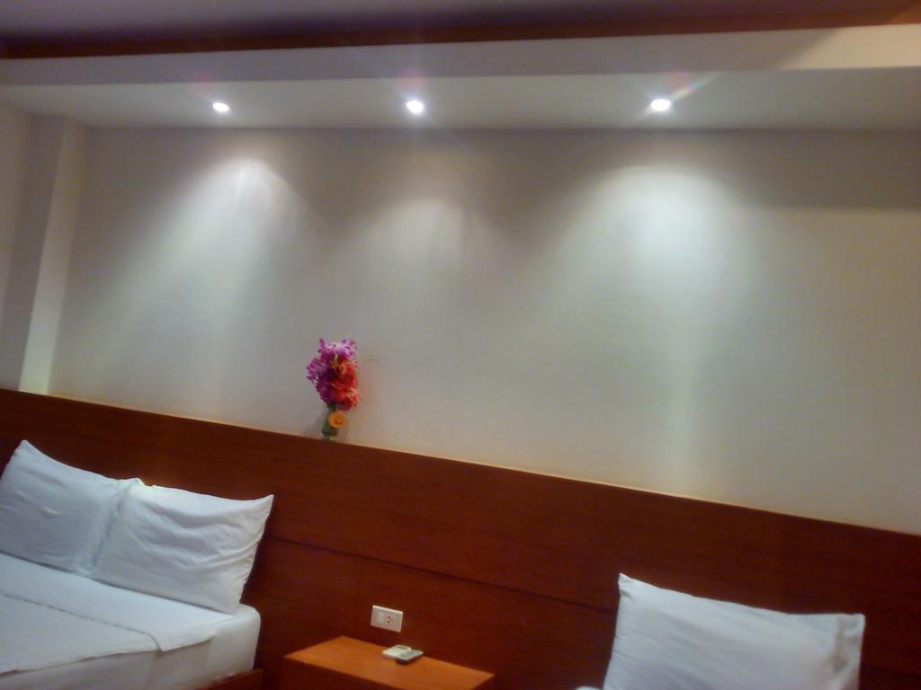 Standard Double or Twin Room with Garden View