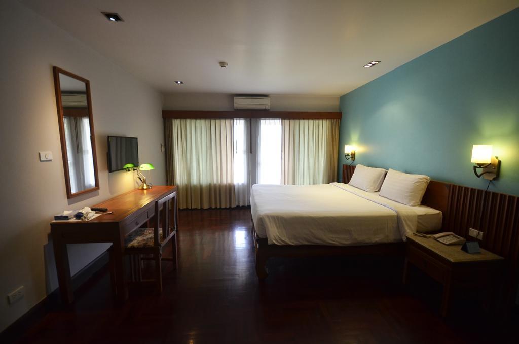 Executive Two-Bedroom Apartment