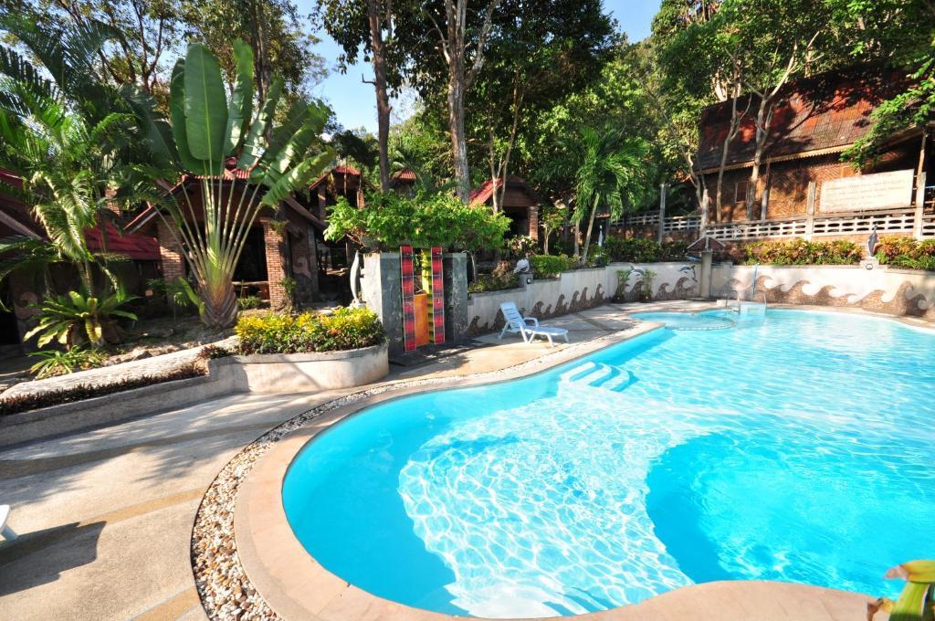Bungalow mit Poolblick
