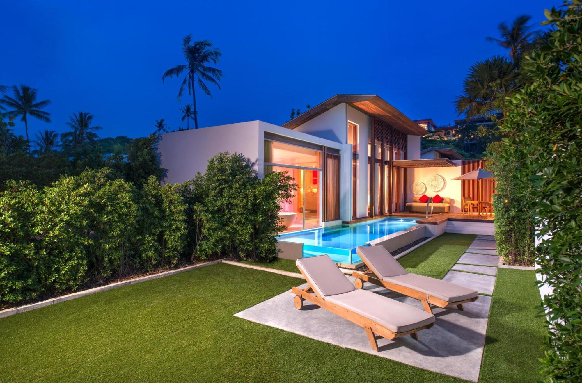 Superior King Villa with Garden View and Private Pool - Beach Side