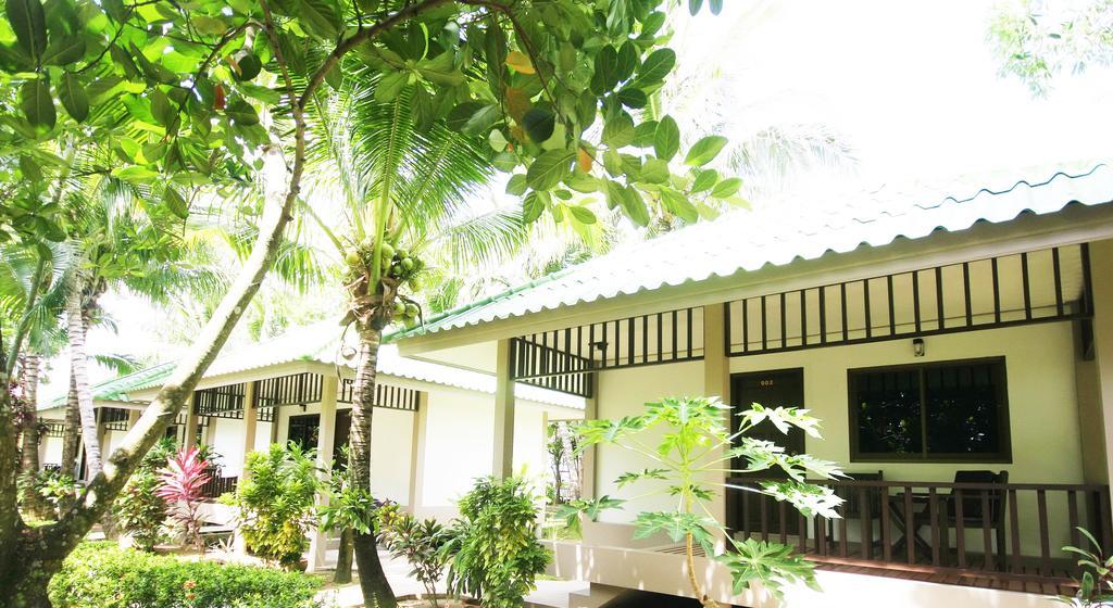 Garden Bungalow,174630546:JPEG