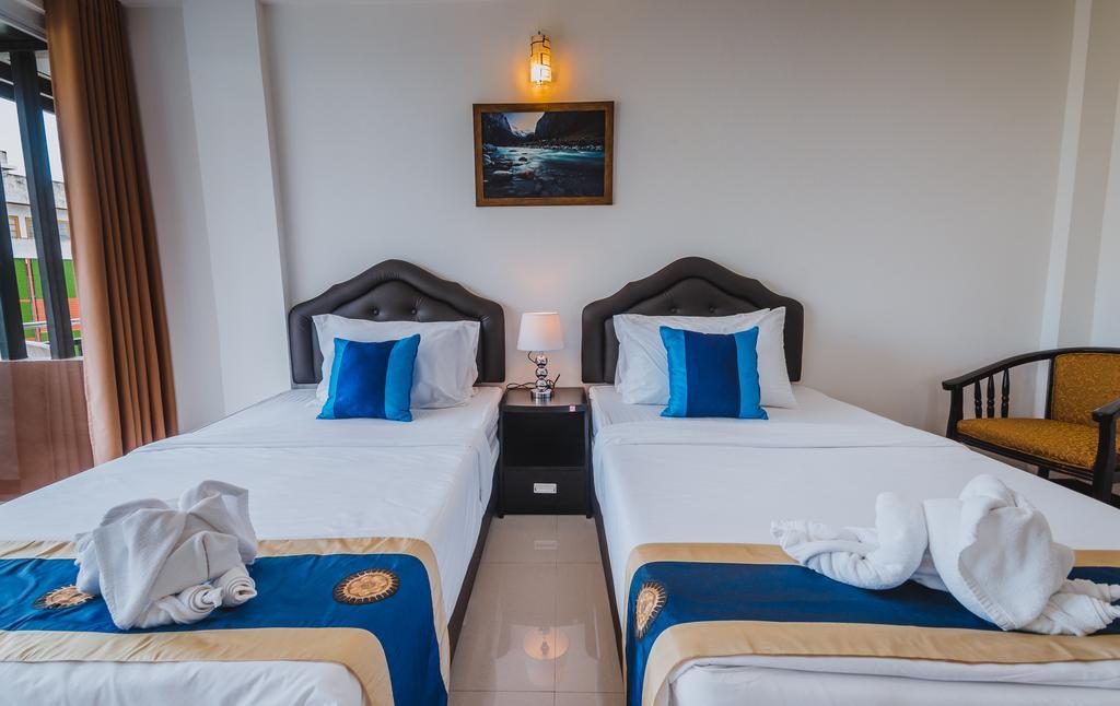 Deluxe Twin Room Balcony