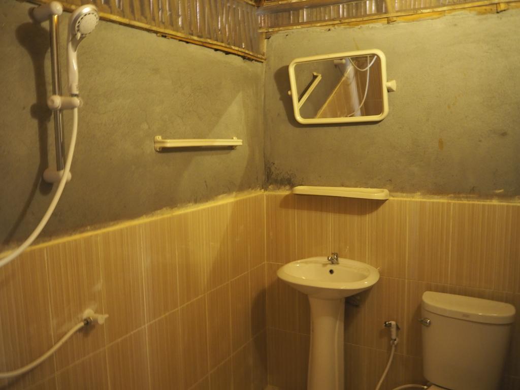 Cottage,733170781:JPEG