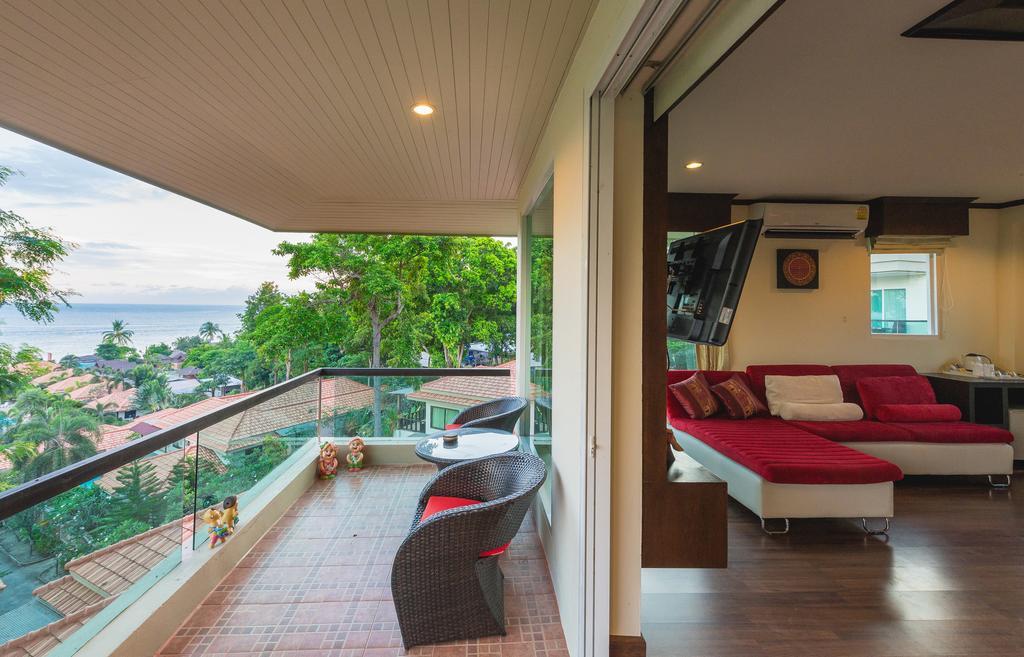 Superior Honeymoon Suite,394627494:JPEG