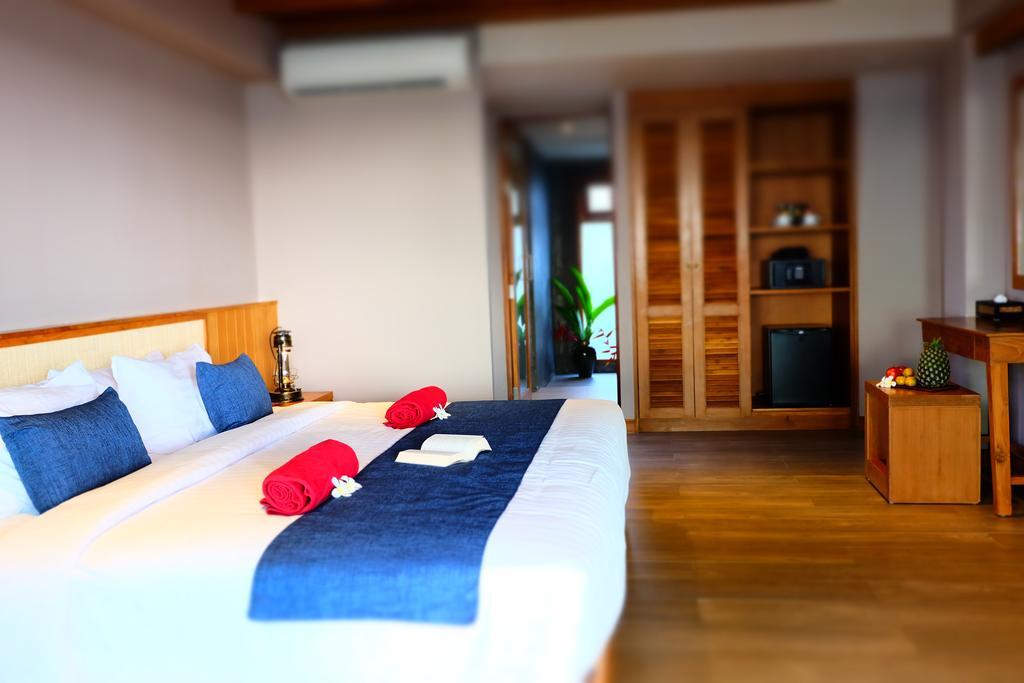 One-Bedroom Villa with Beach front,403173651:JPEG