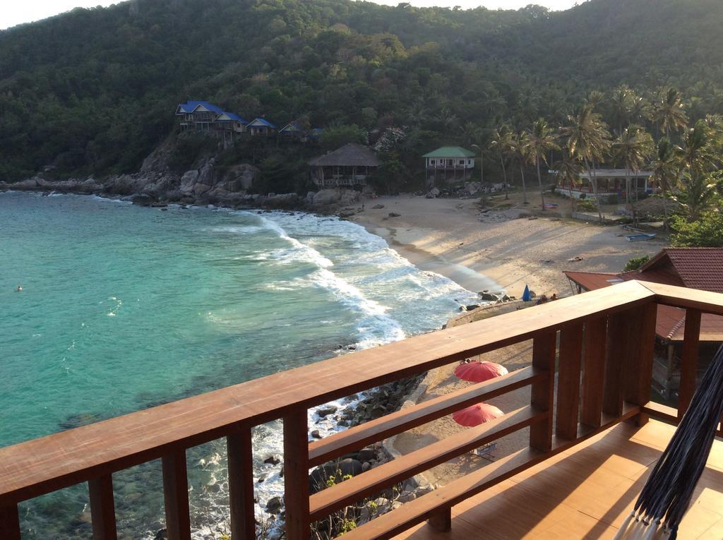 Standard Bungalow Sea View Fan