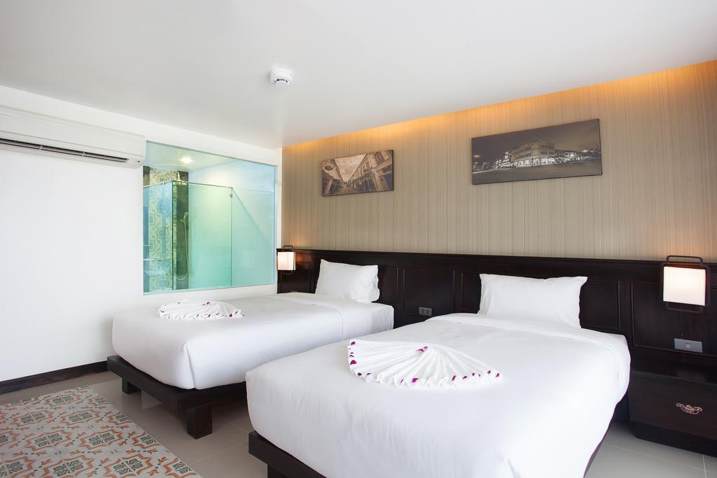 Superior Double Shower Room