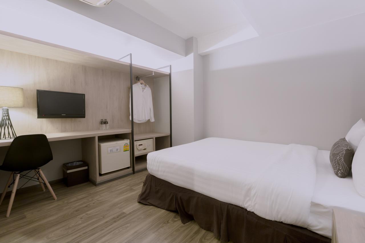 Standard Double Room No Window