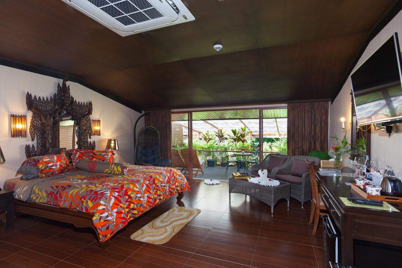 Superior King Suite