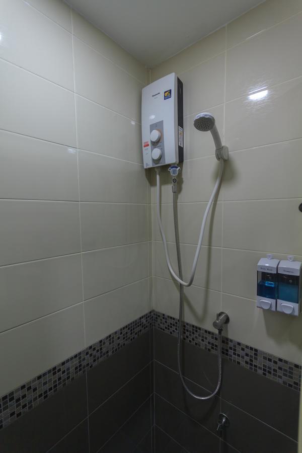 Deluxe Double Room with Balcony,527136162:JPEG