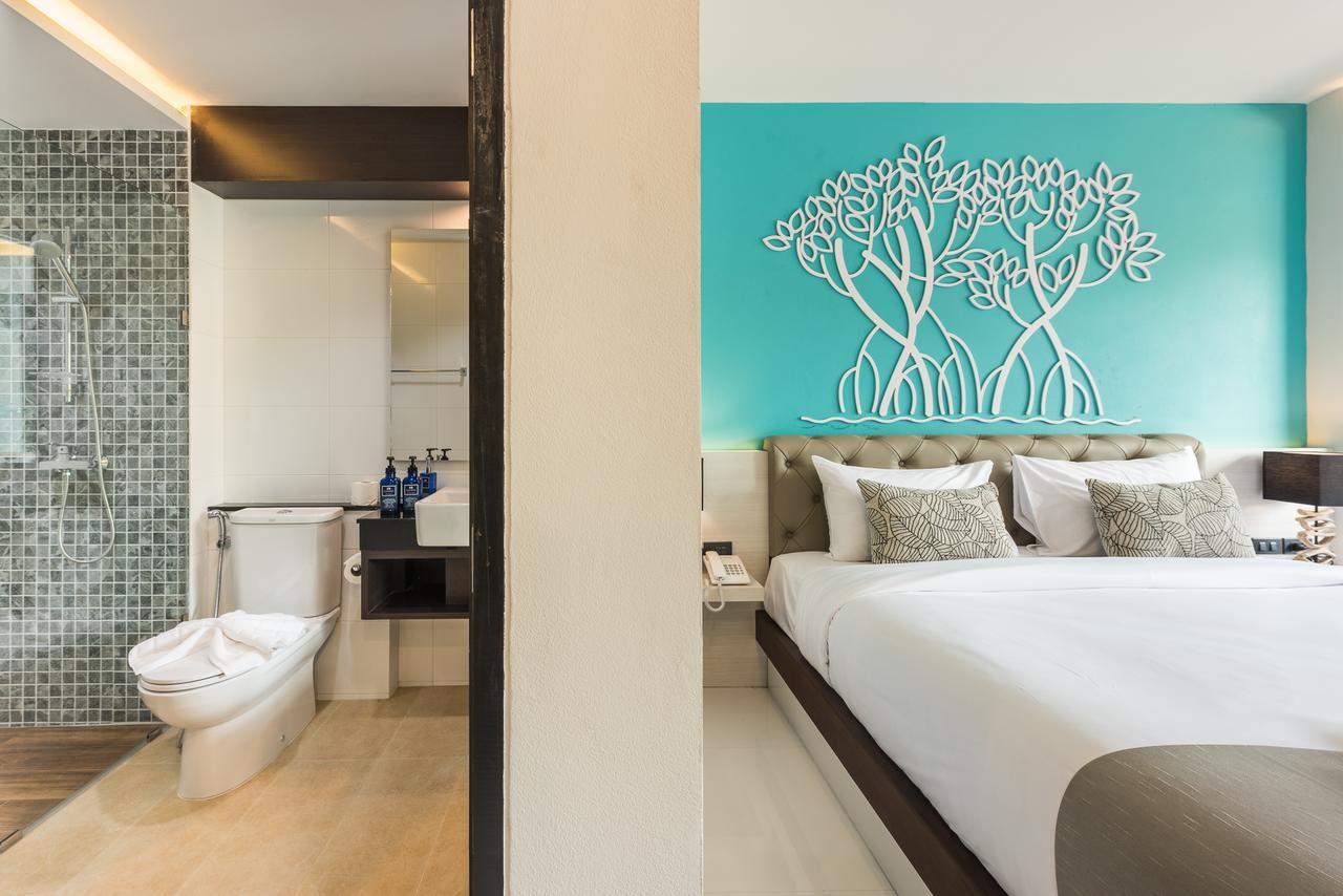 Deluxe King Room Balcony