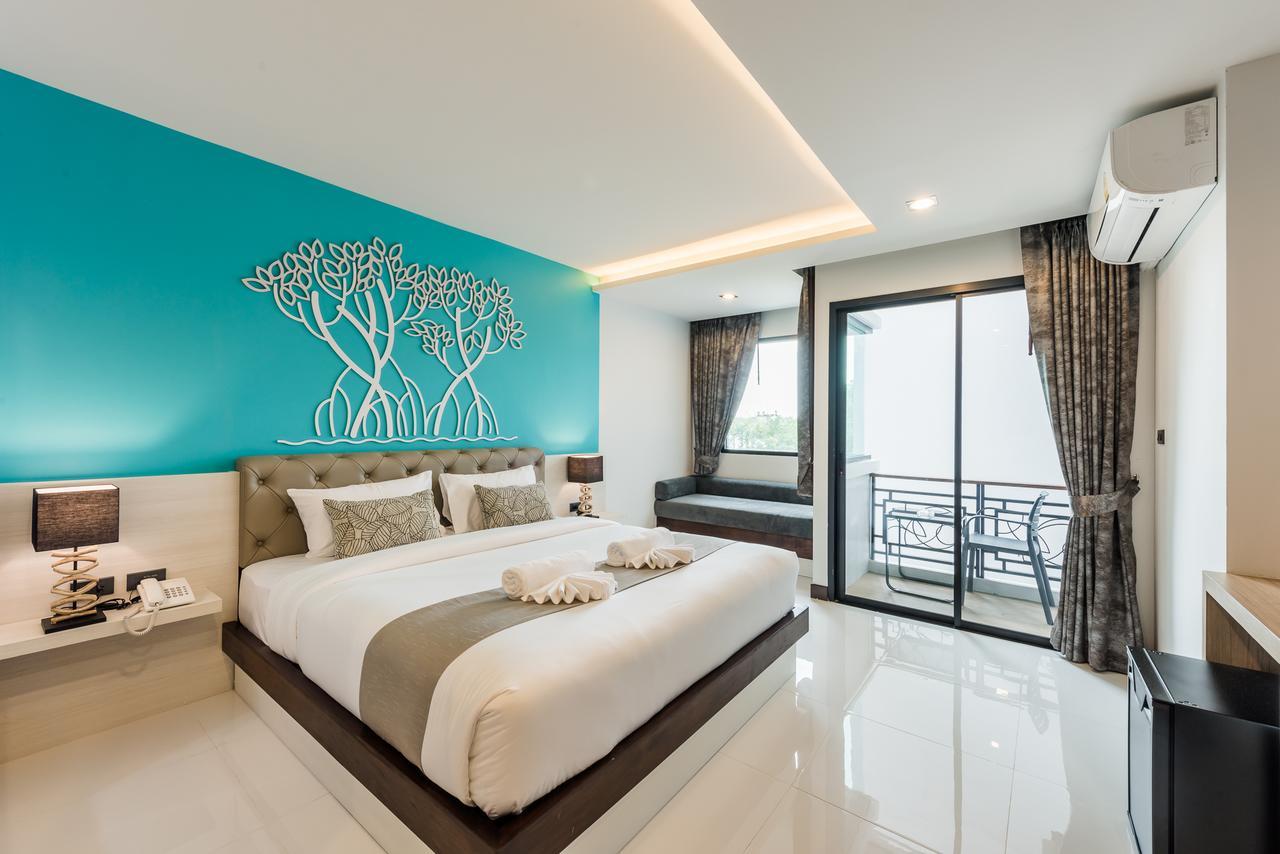 Deluxe King Room River View