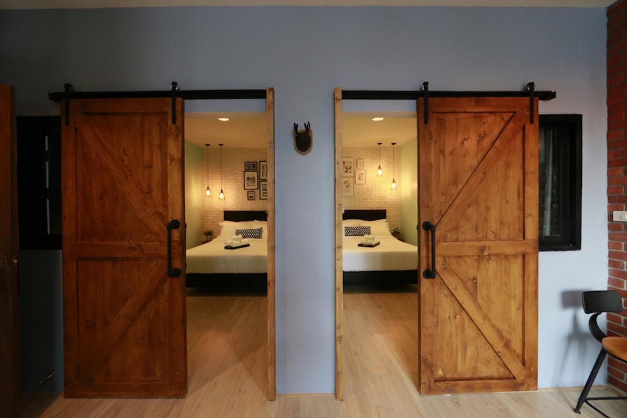 Two Bedroom Suite with Bathtub