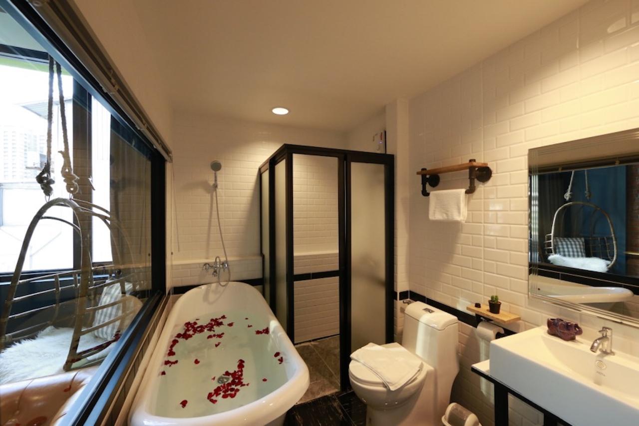 Two Bedroom Suite Bathtub