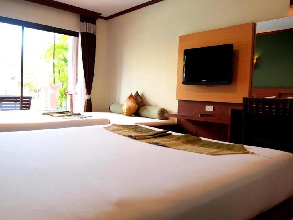 Deluxe Double Room Pool Access