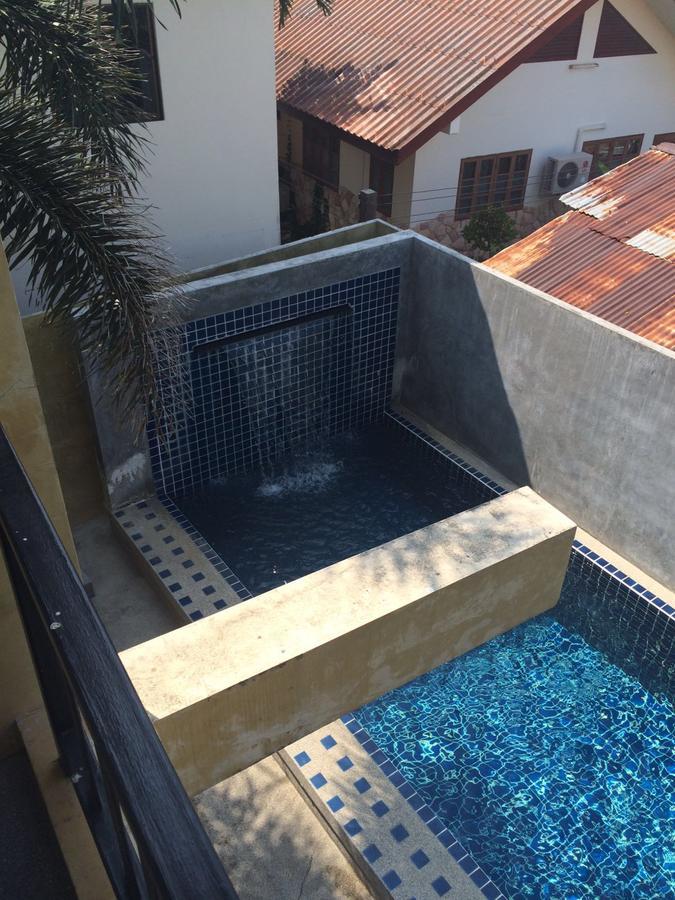Studio Balcony