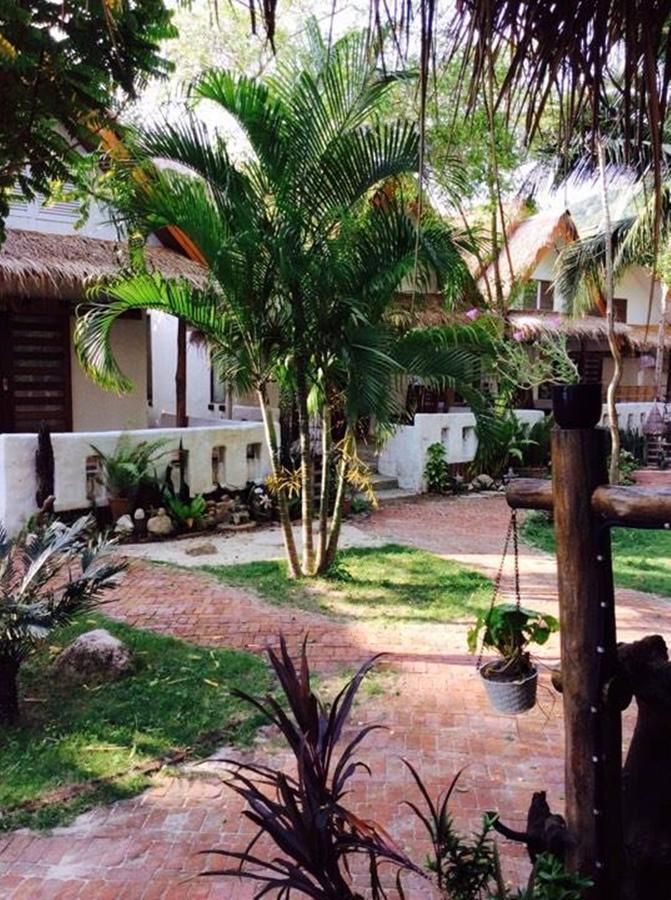 Bungalow Garden View
