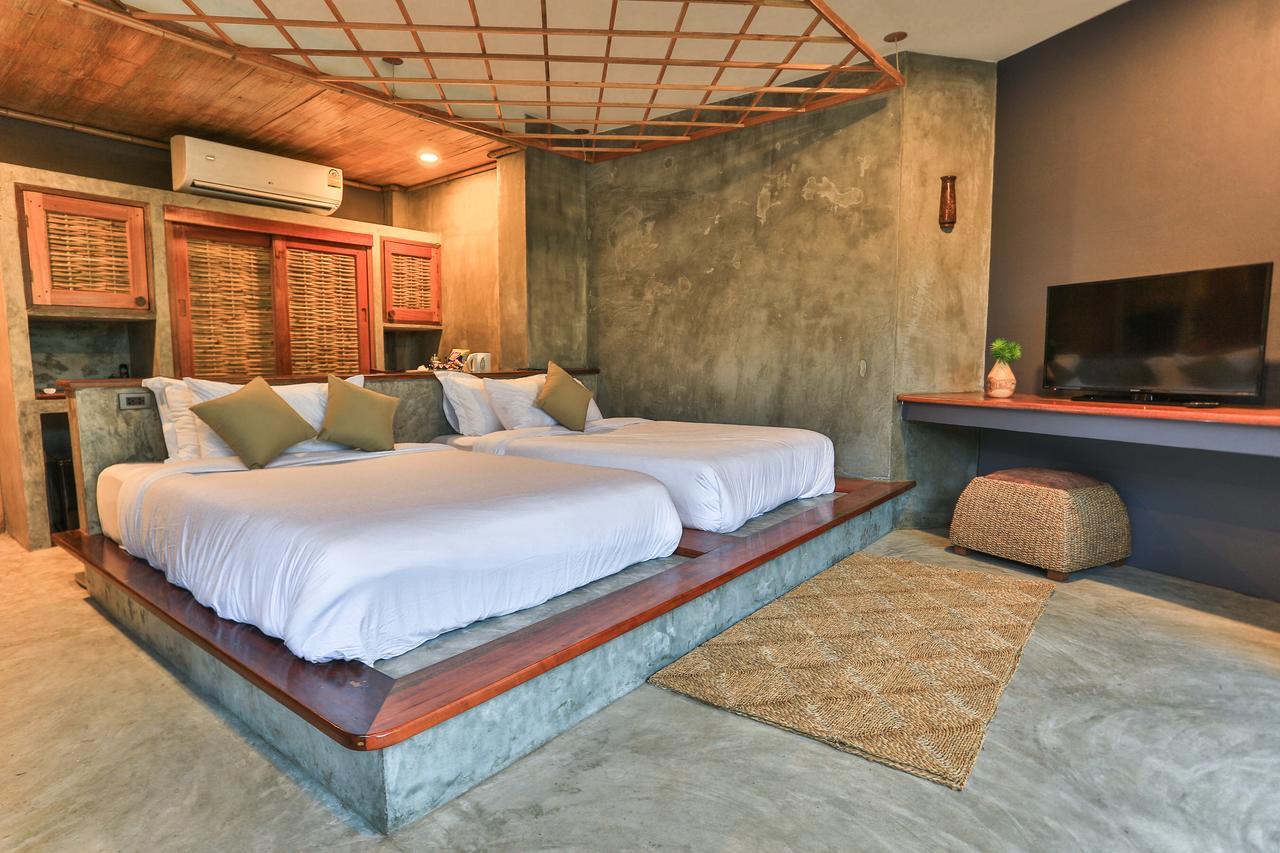 Deluxe Triple Room Sea View