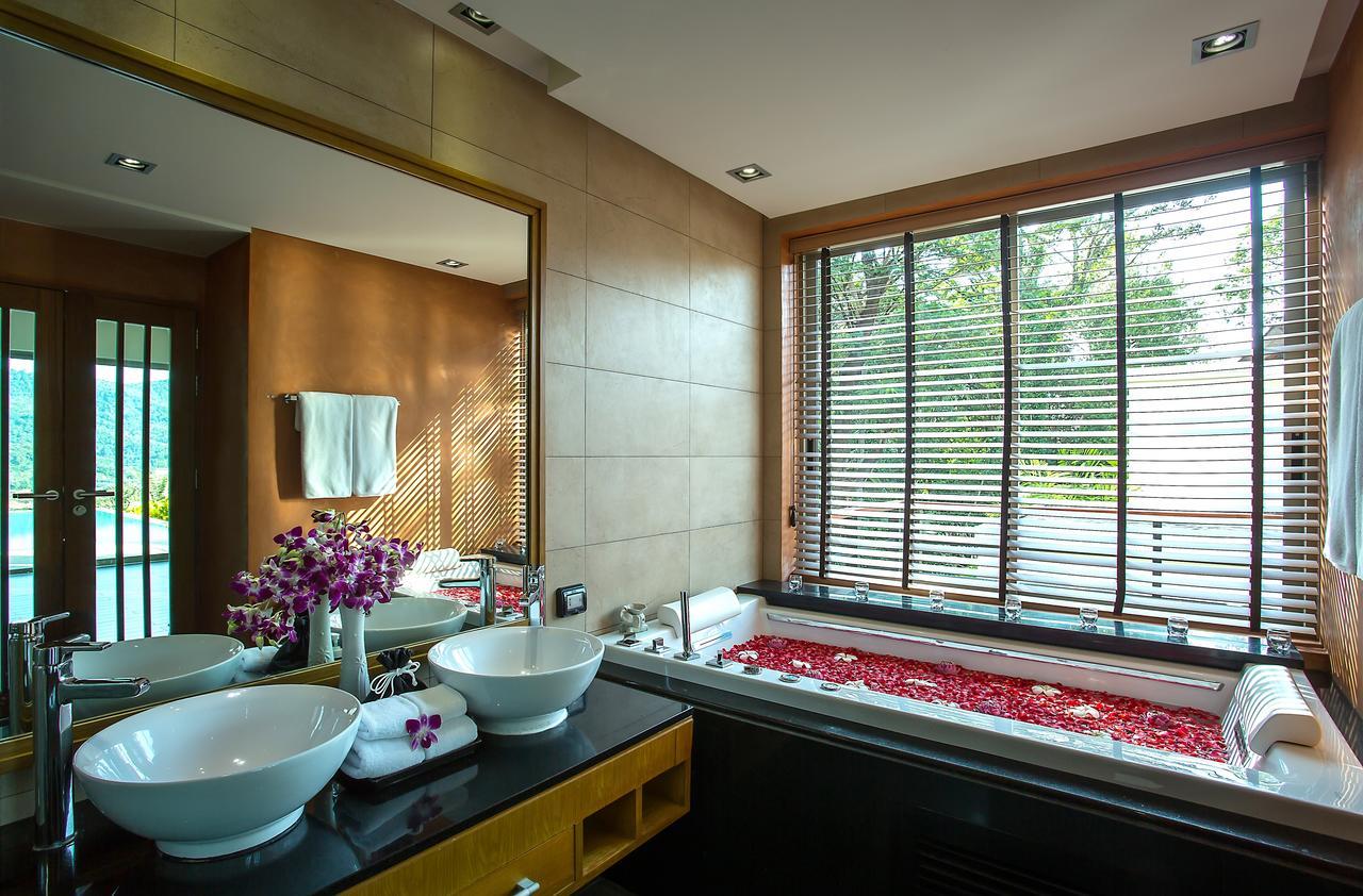 Three-Bedroom Villa Private Pool