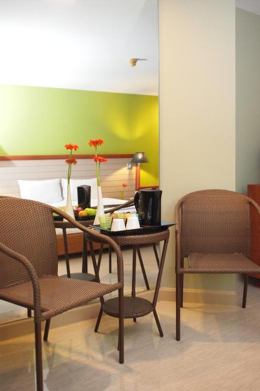 Deluxe Double Room,65398840:JPEG