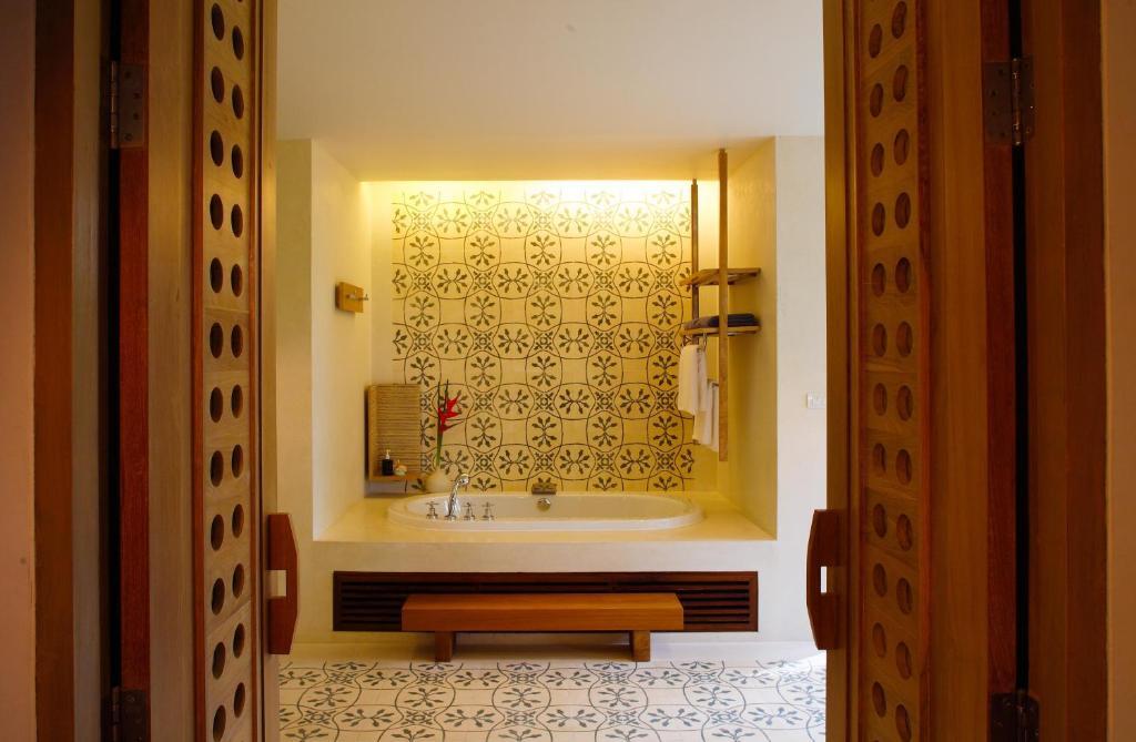 Residenzvilla mit 3 Schlafzimmern und eingeschränktem Meerblick