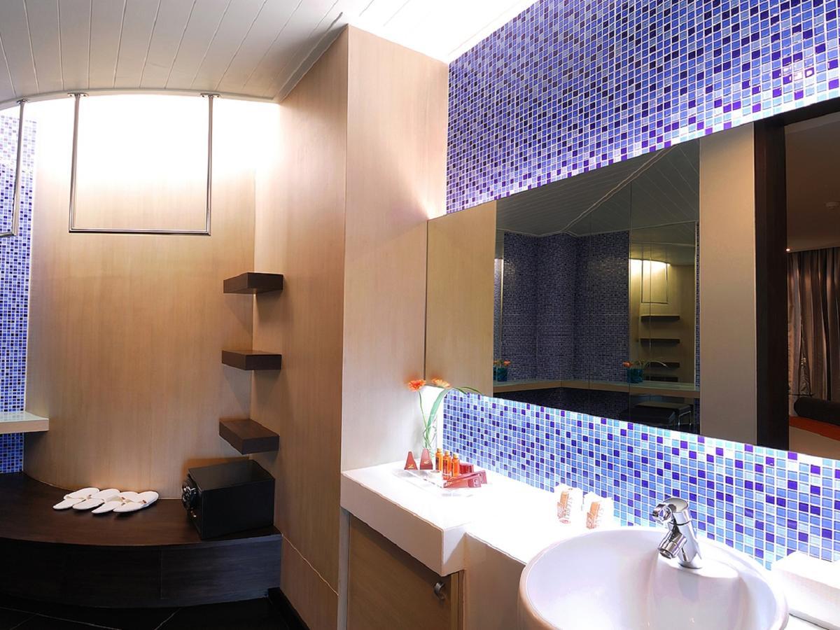 Two-Bedroom Oceanfront Extreme Suite