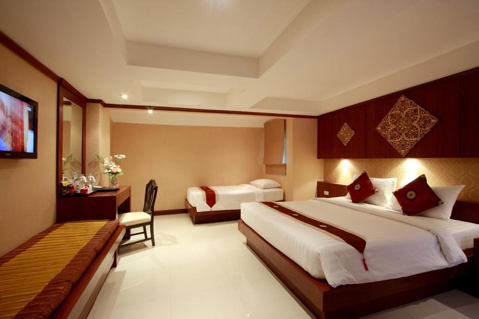 Loft Wing Triple Room