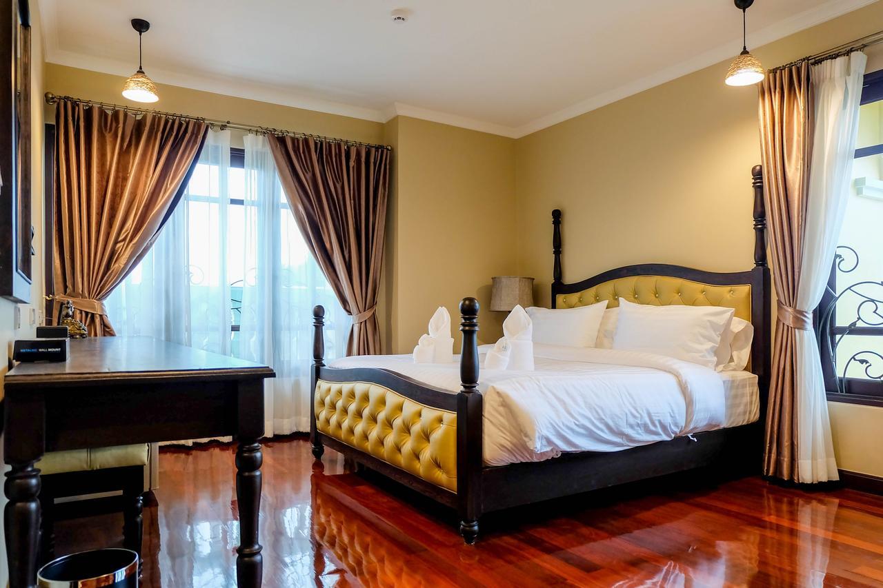 Grand Deluxe Doppelzimmer mit Badewanne