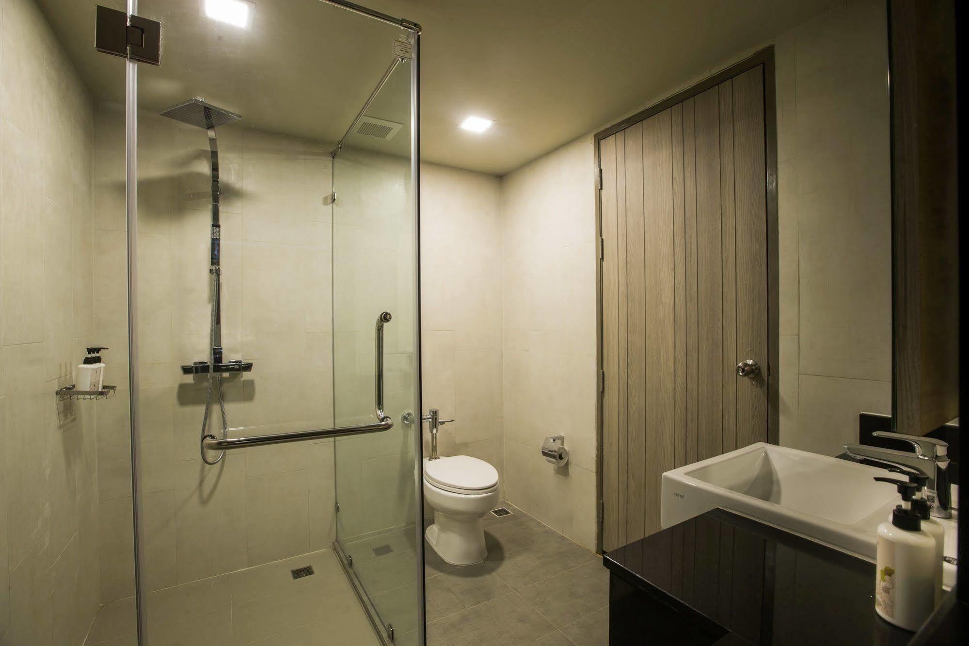 Premier Double or Twin Room Pool Access