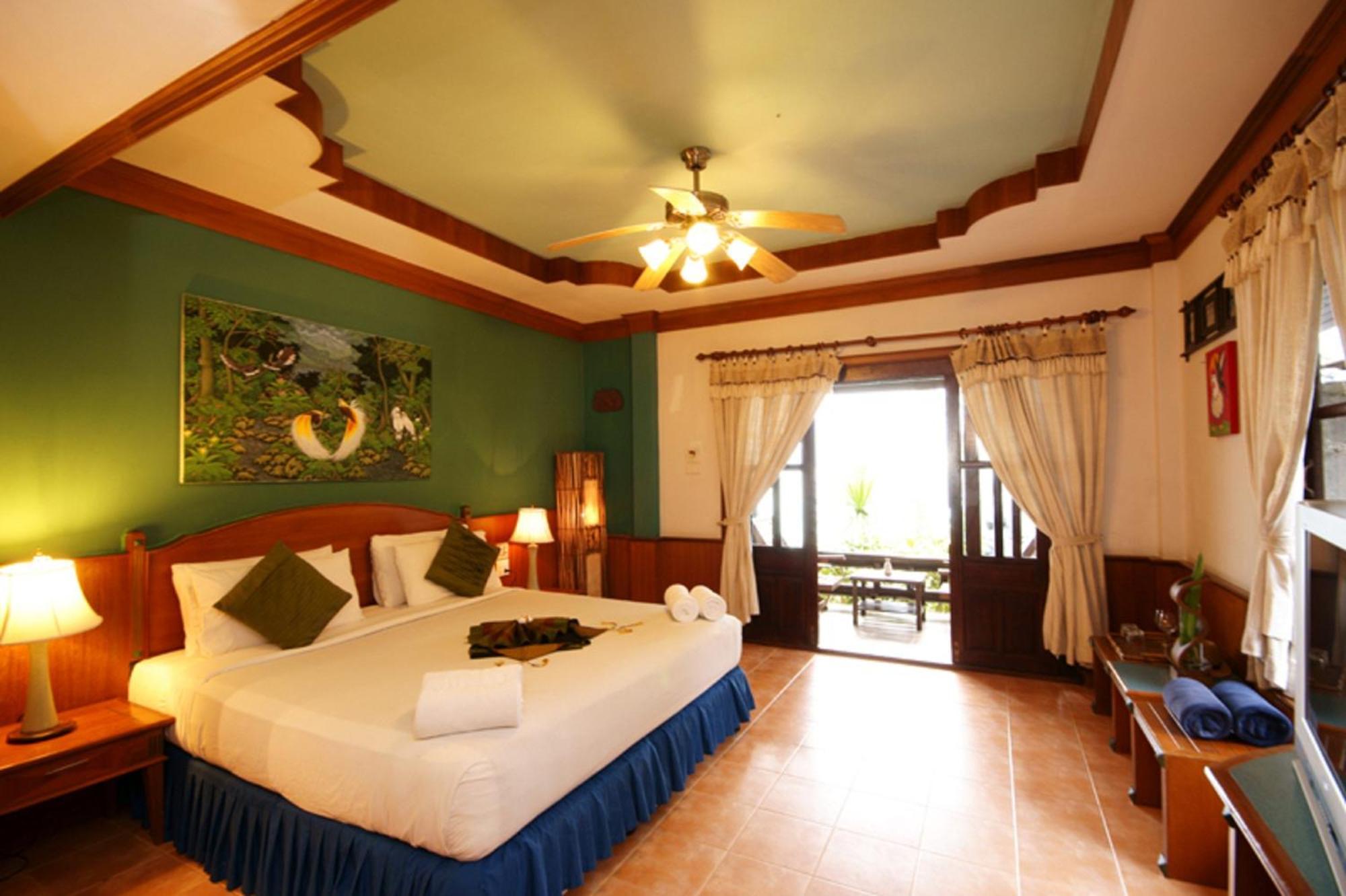 Superior Double or Twin Room Garden View