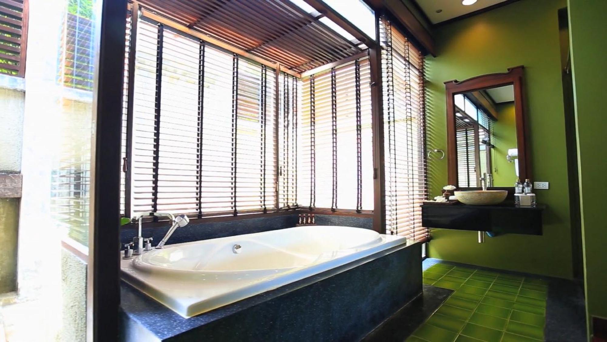 Pool Villa Beachside