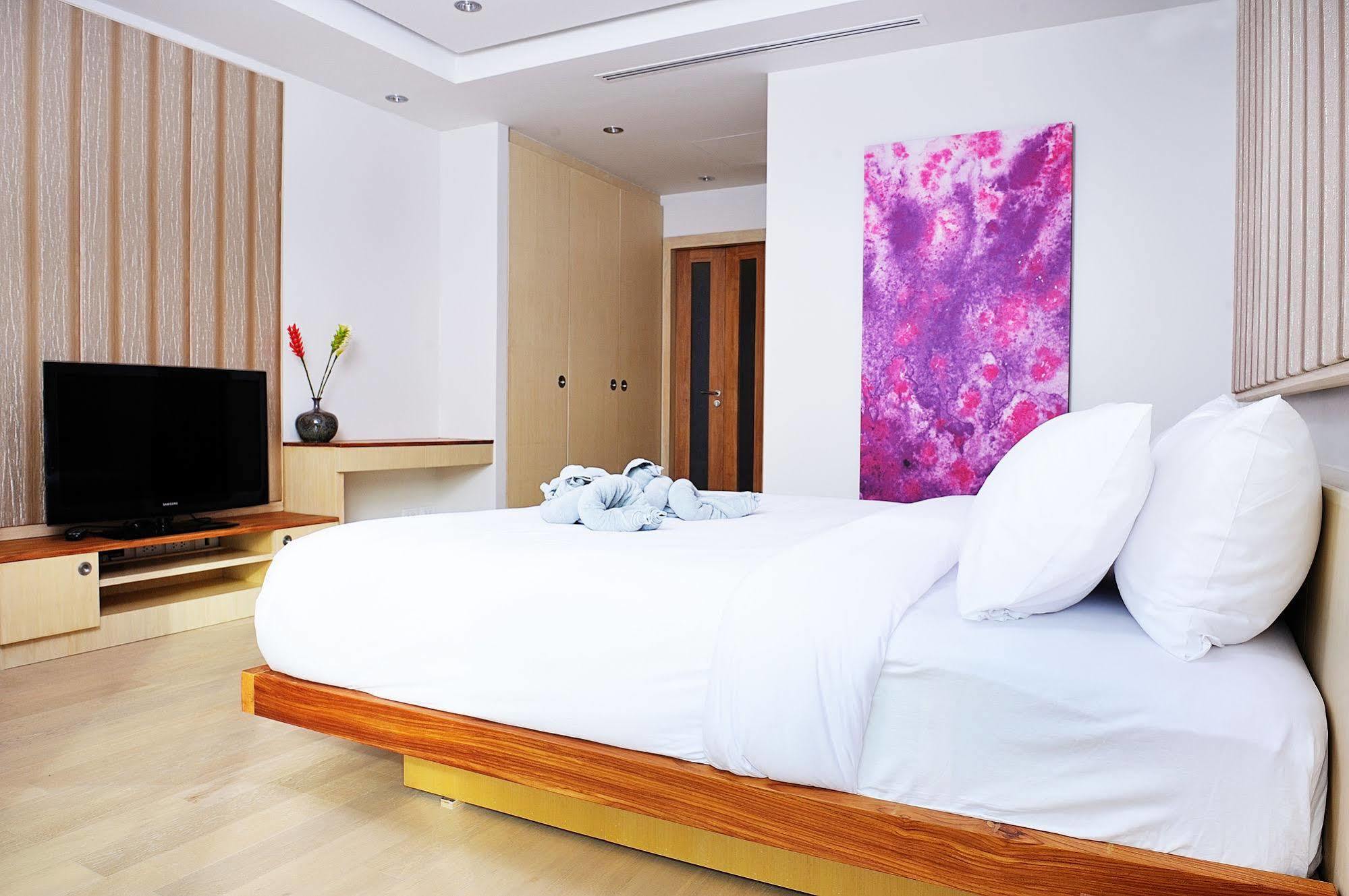 Witte Coral Suite B