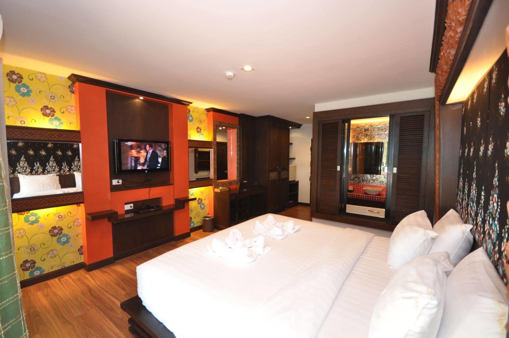 Deluxe Double Room Partial Sea View