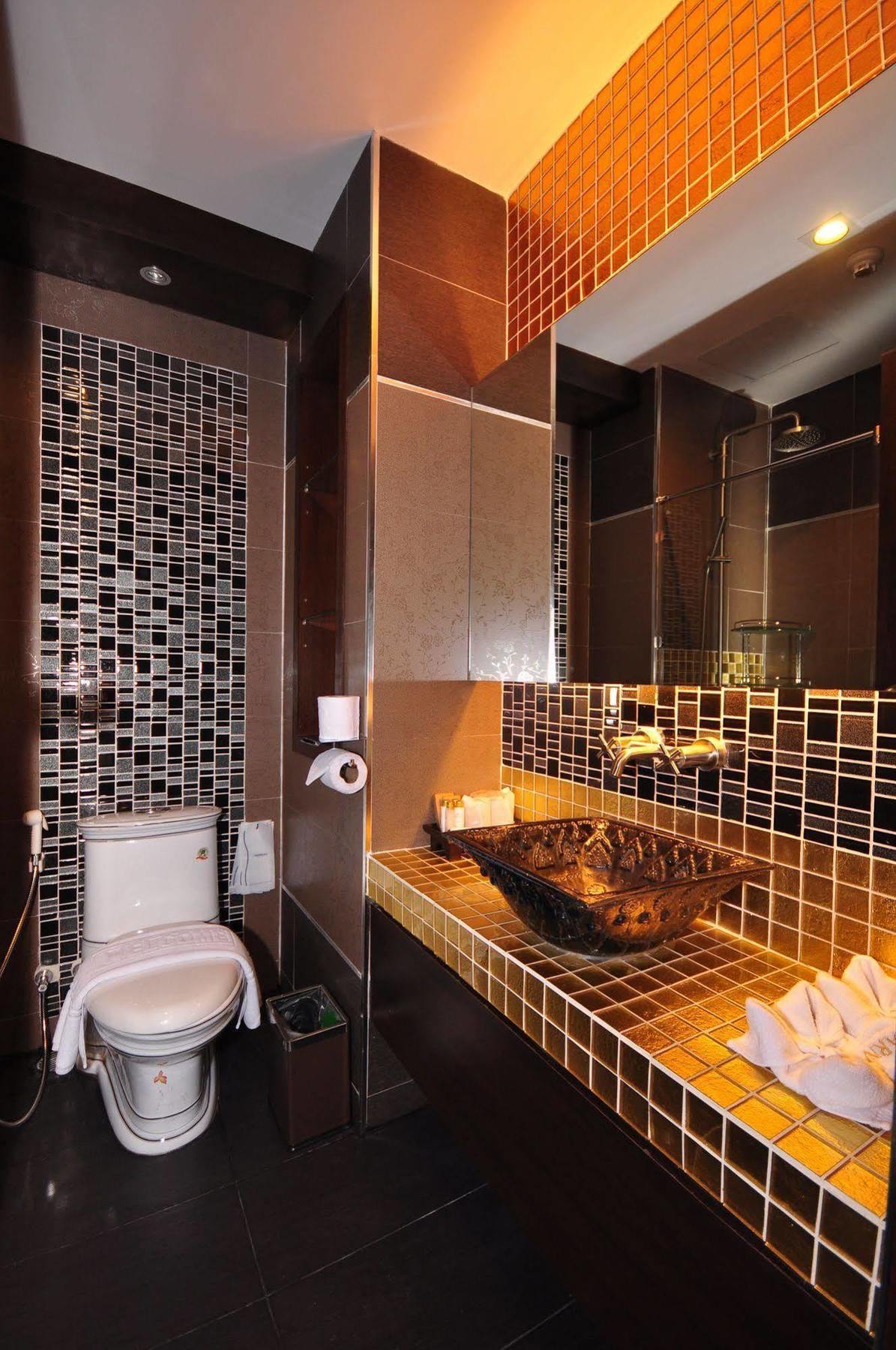 Superior Partial Seaview Twin Room