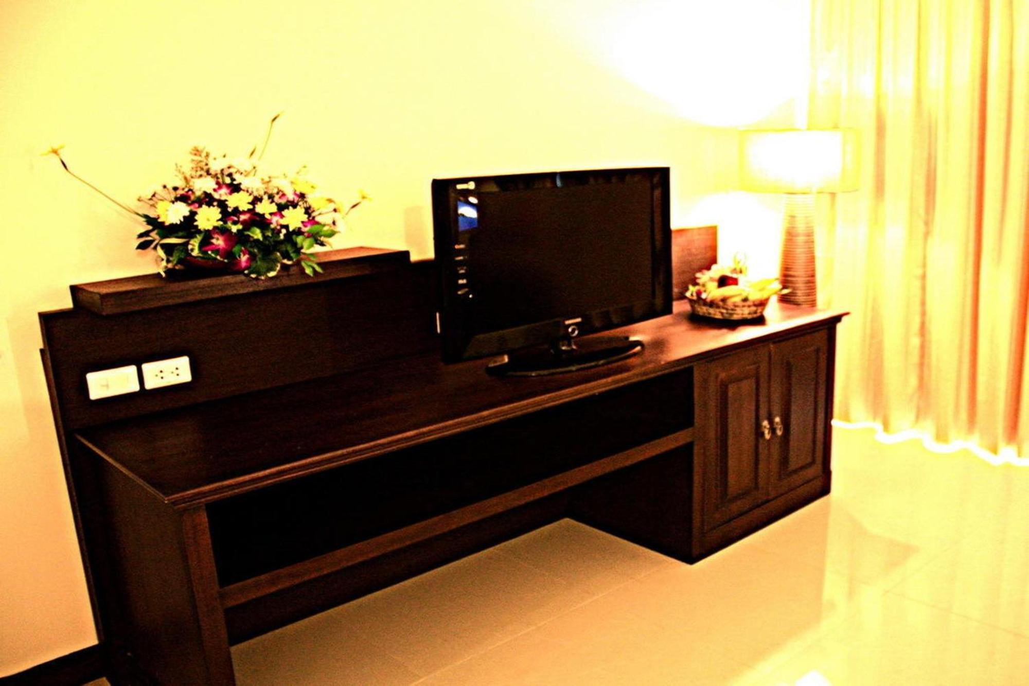 Orchid Deluxe Room