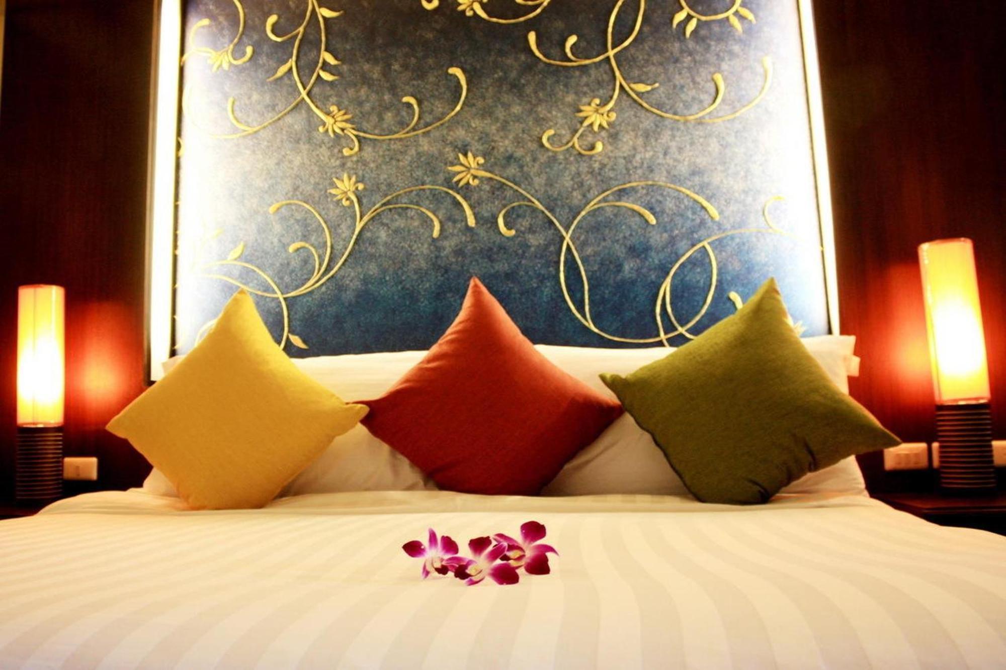 Orchid Deluxe Room