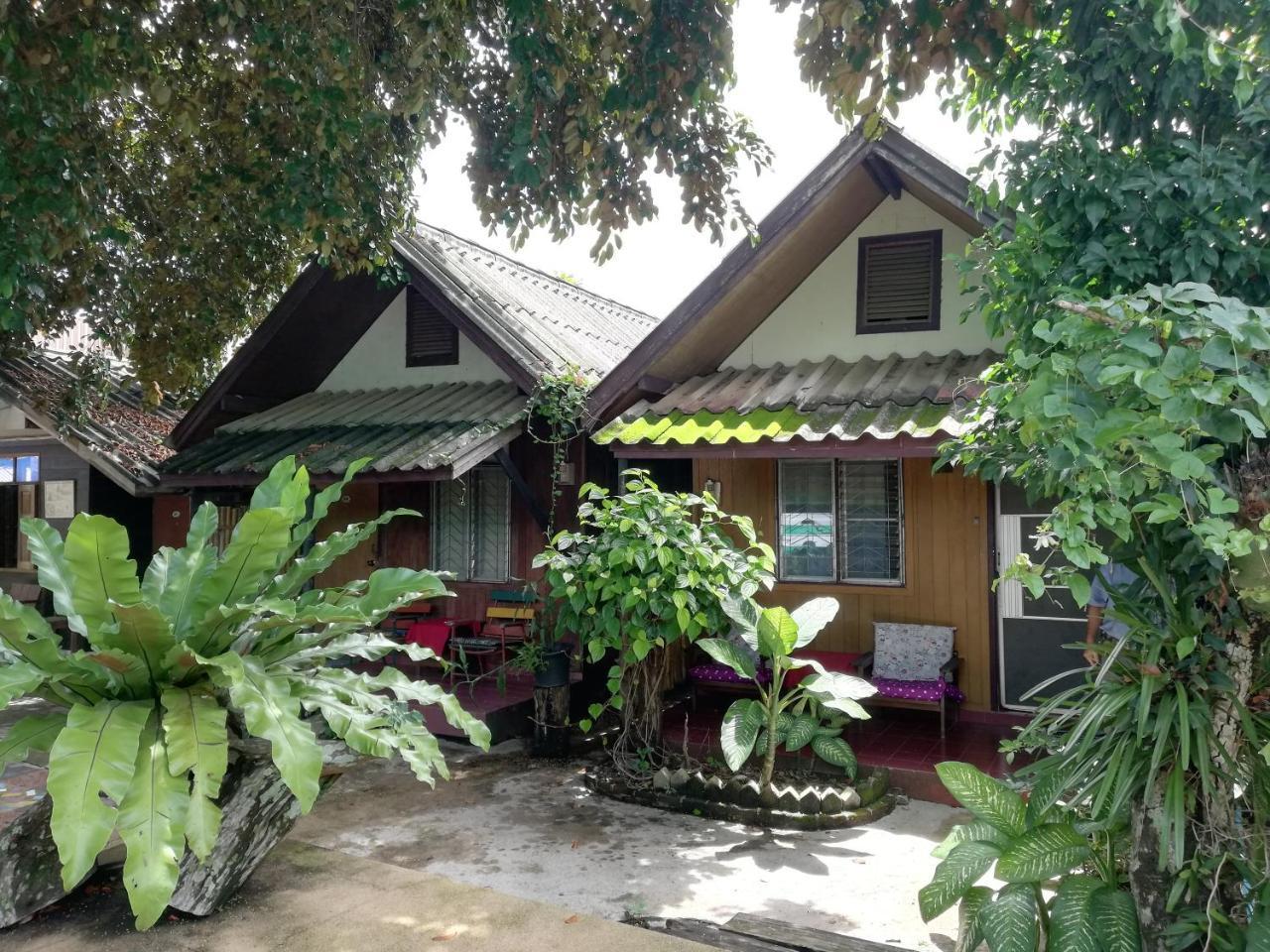 Small Bungalow (Air condition)