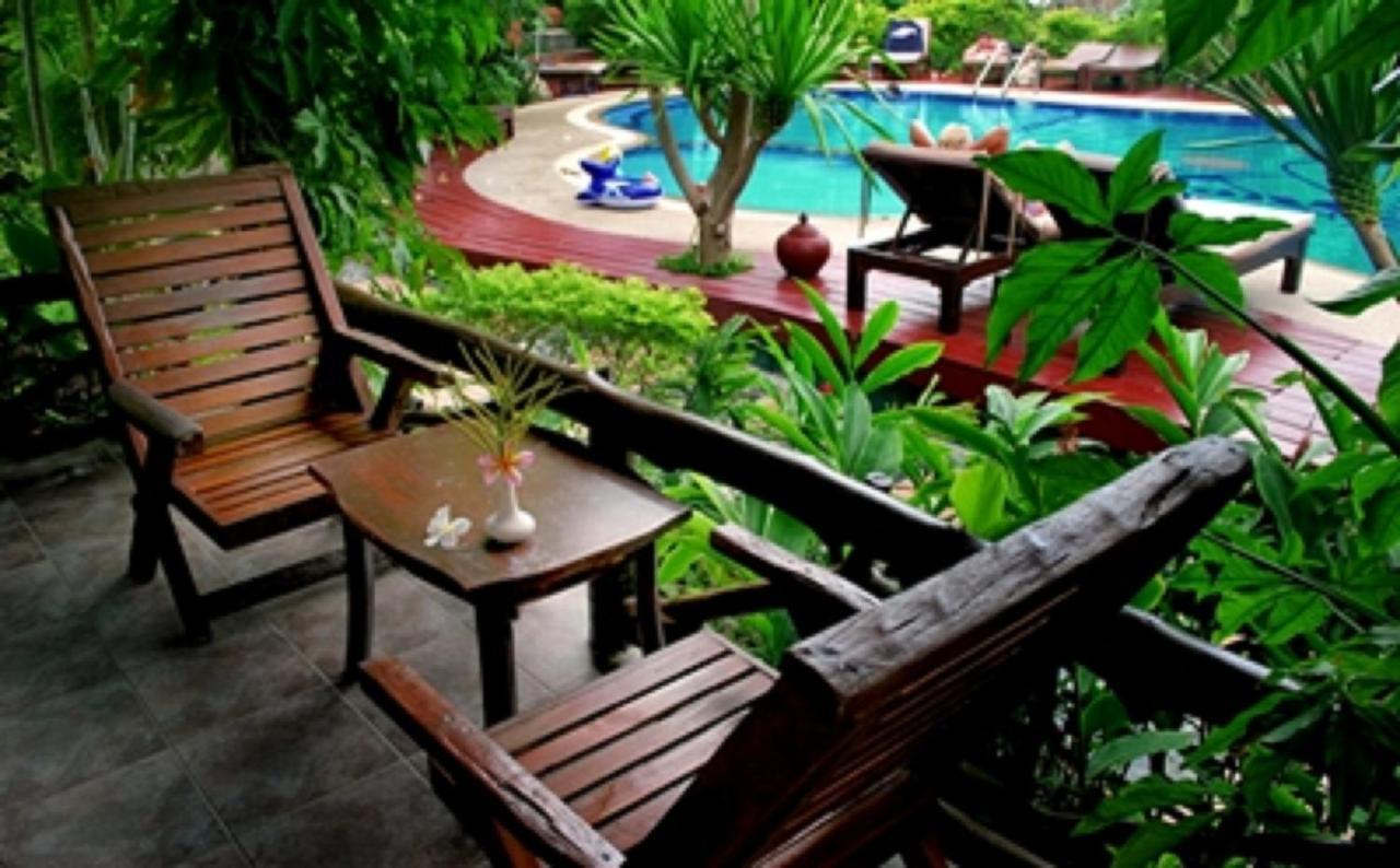 Superior Bungalow Pool View