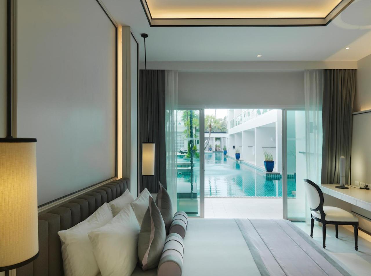 Deluxe Double Room Pool Access