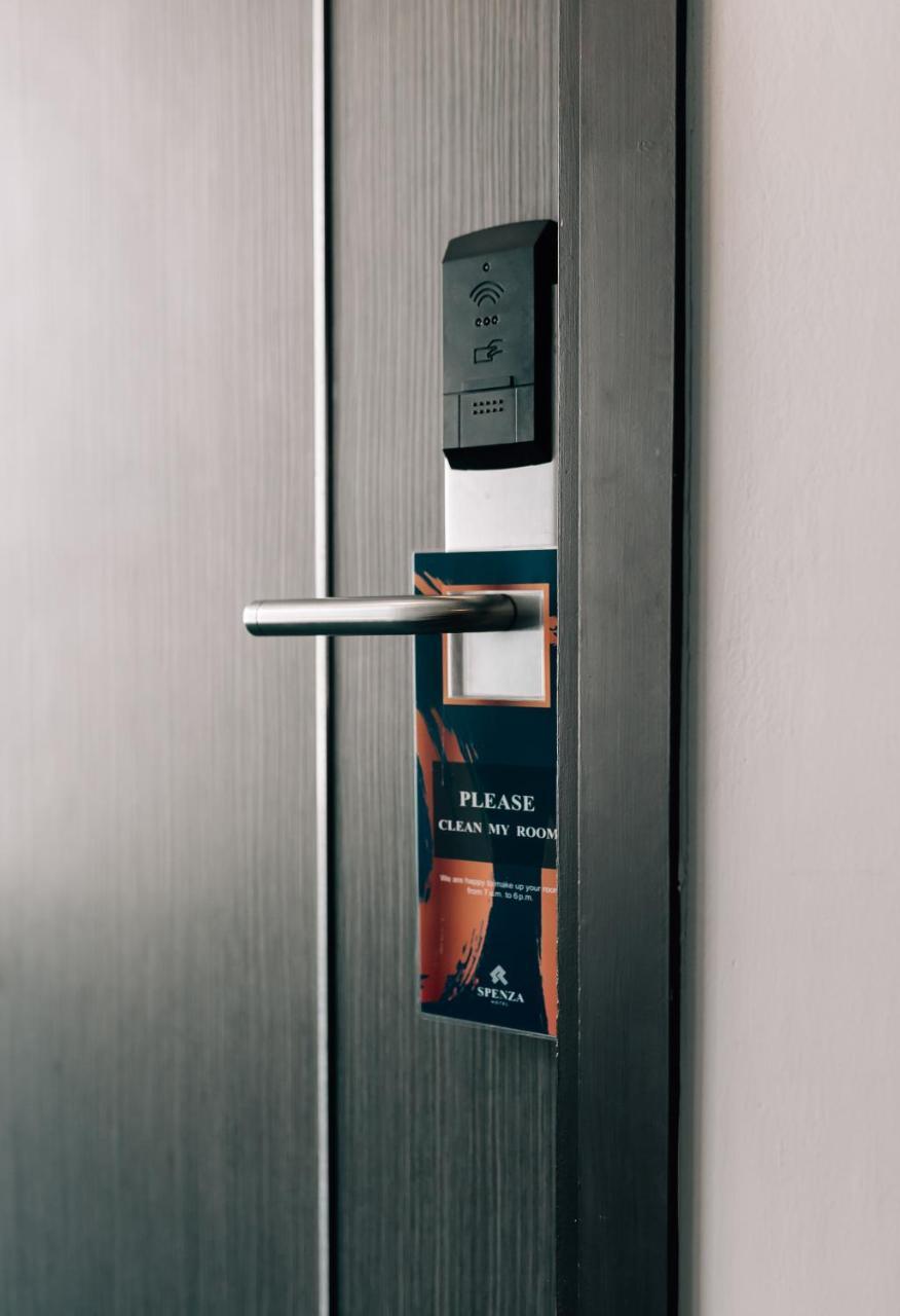 Modern Deluxe Double or Twin Room