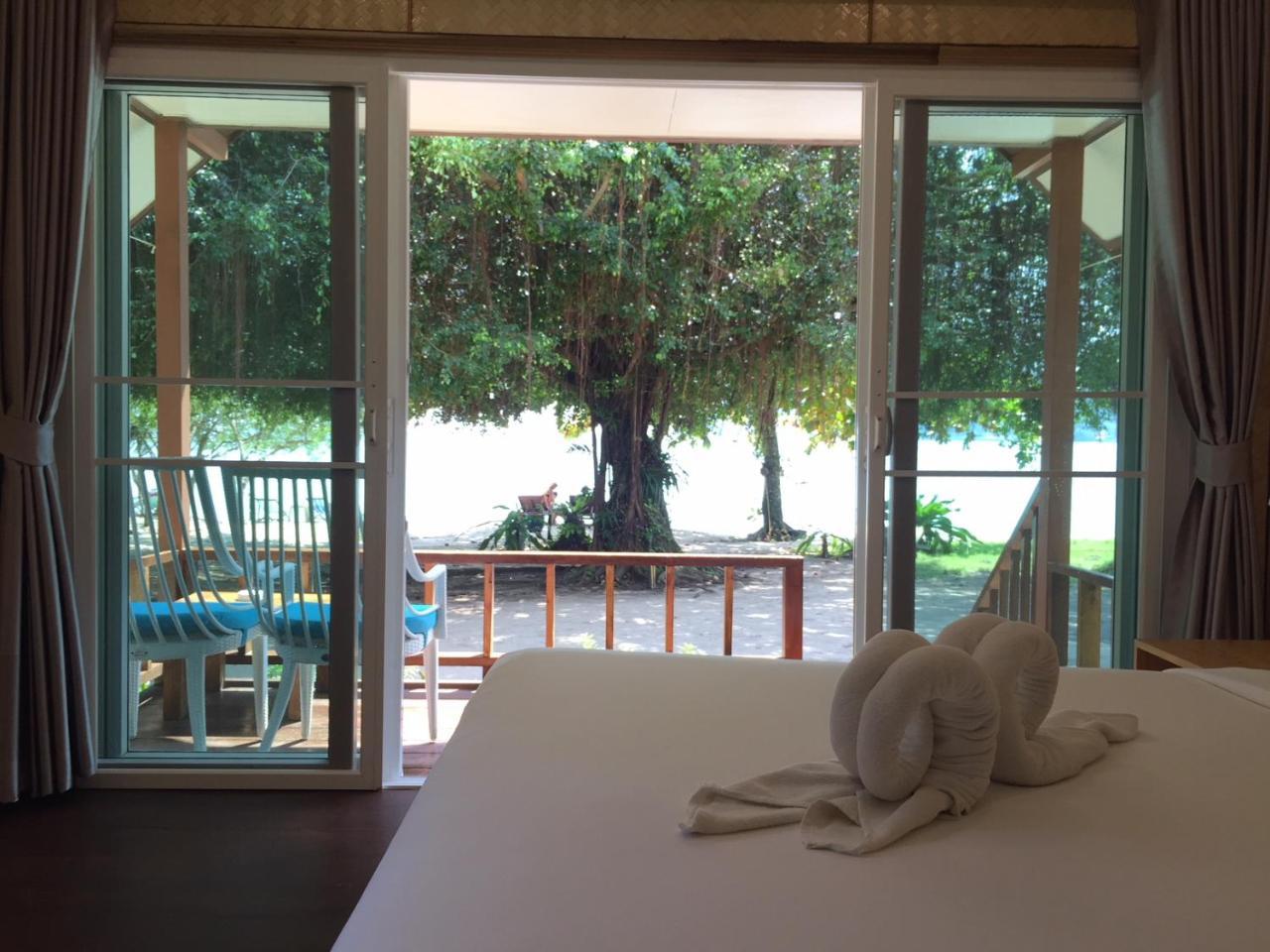 SALA Bungalow Sea View