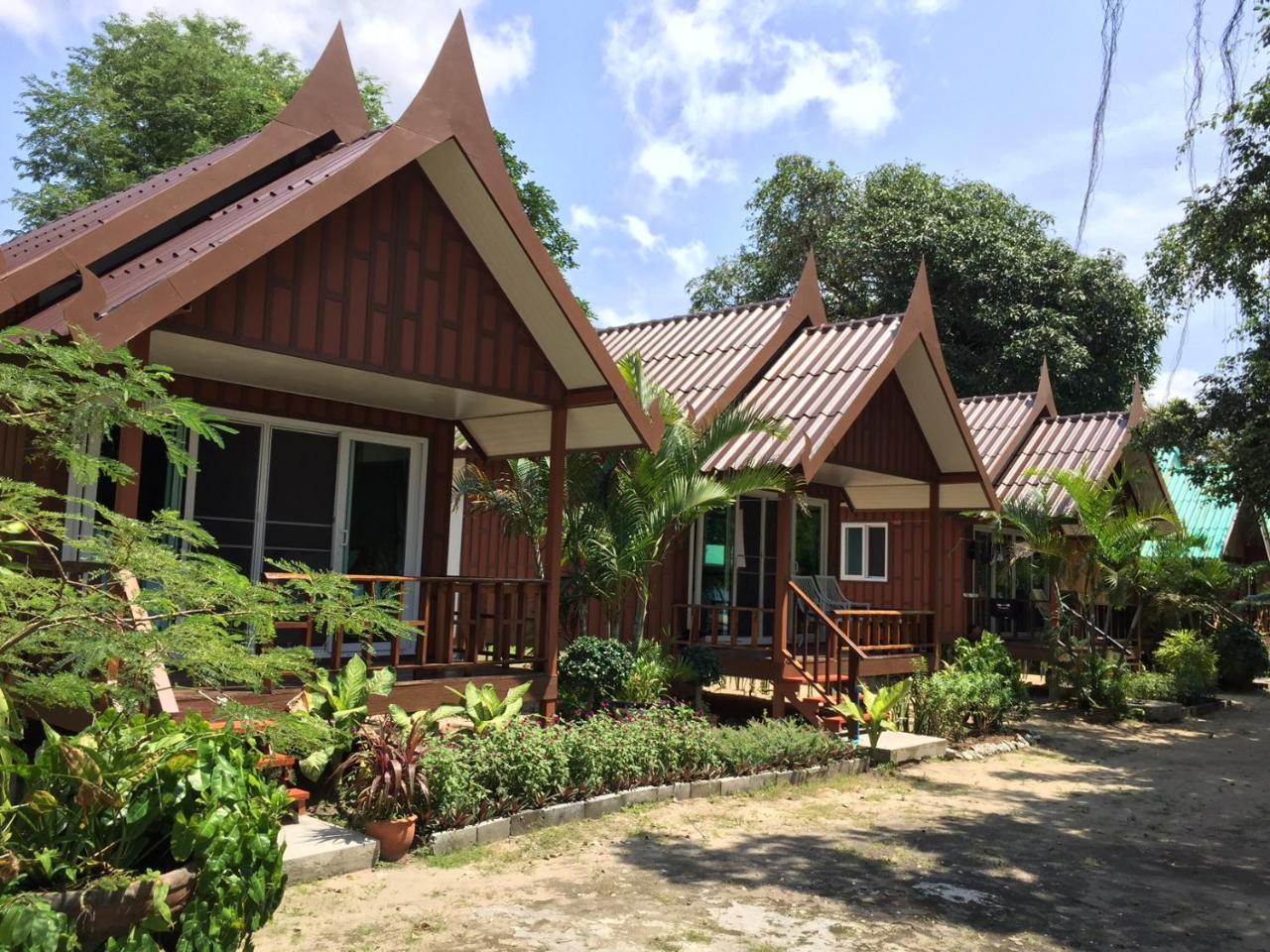 SALA Bungalow Sea View
