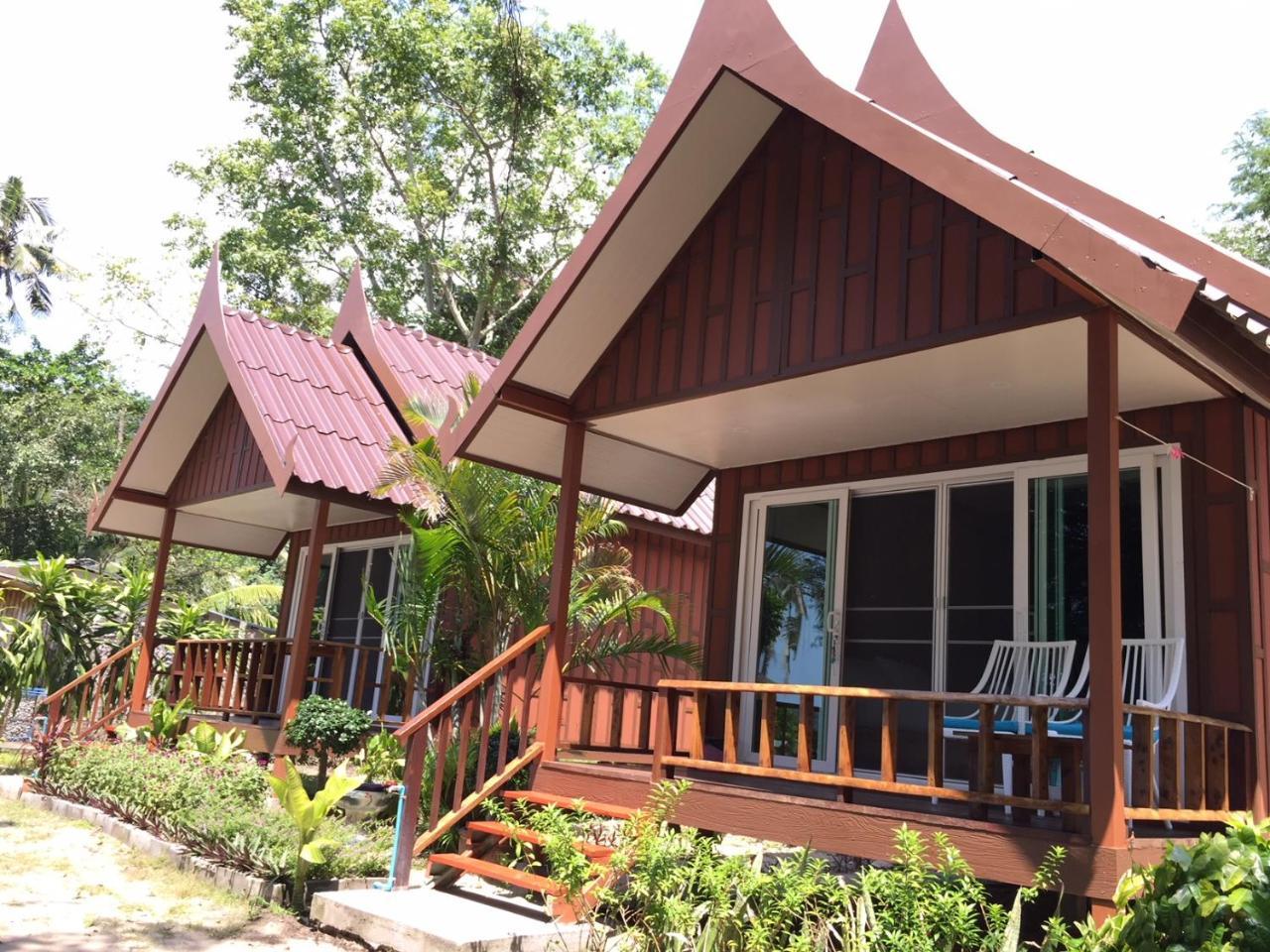 SALA Bungalow Sea View