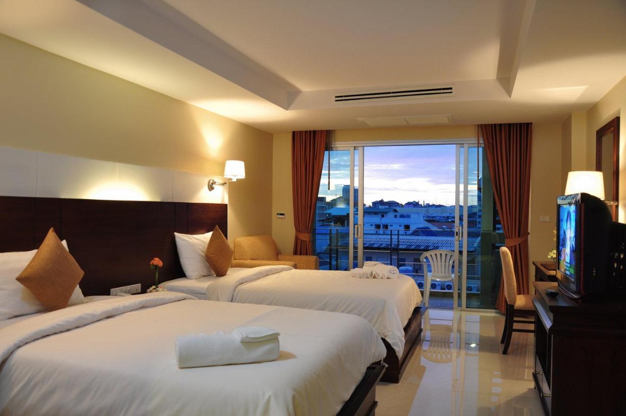 Superior Double or Twin Room with City View