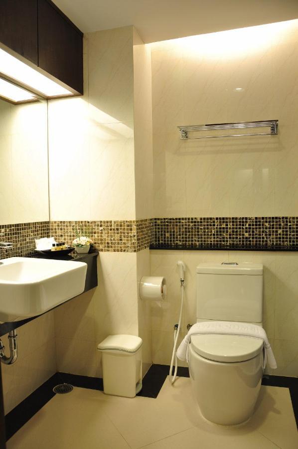 Executive Suite with City View