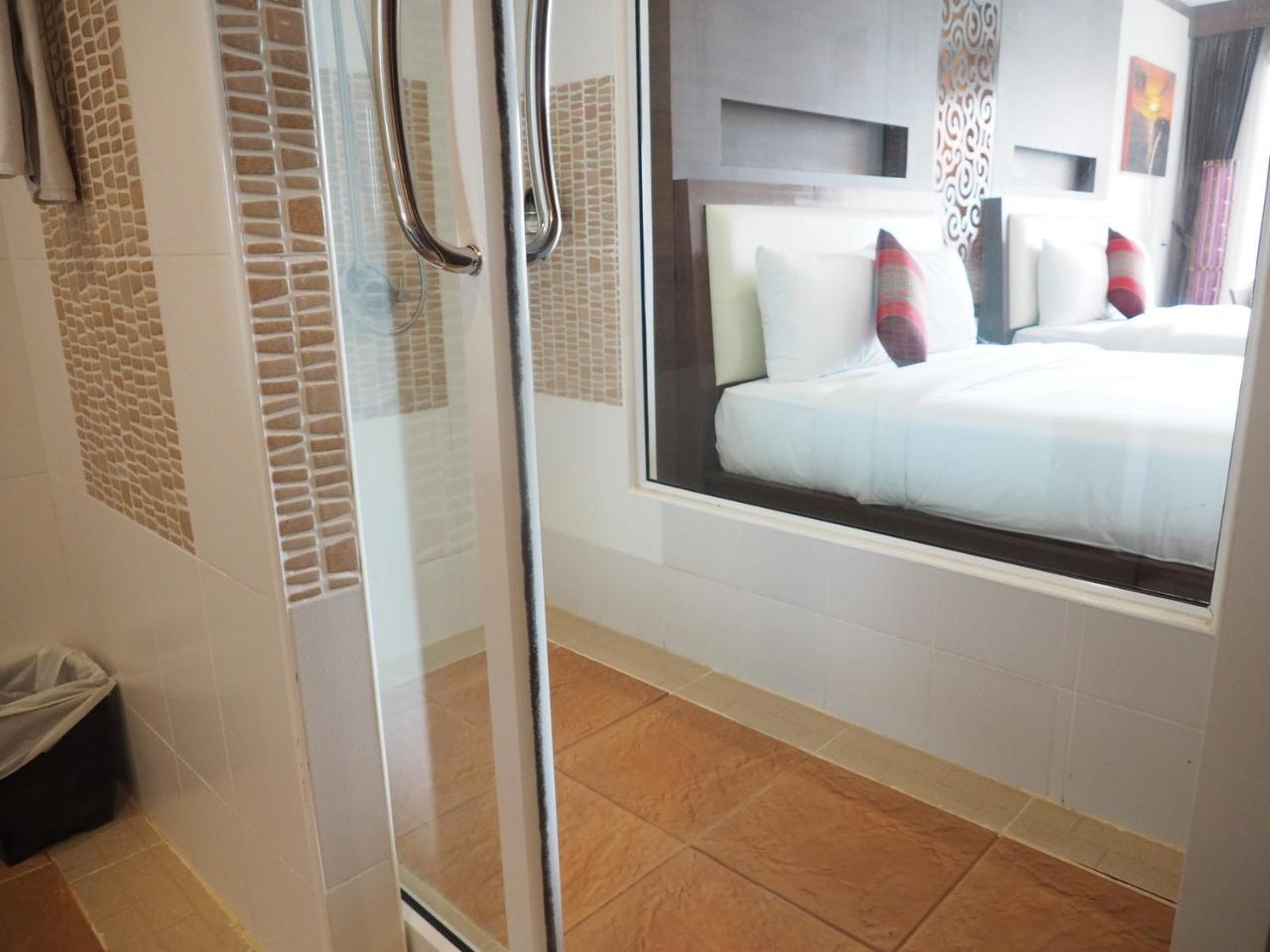 Family Suite Pool Access