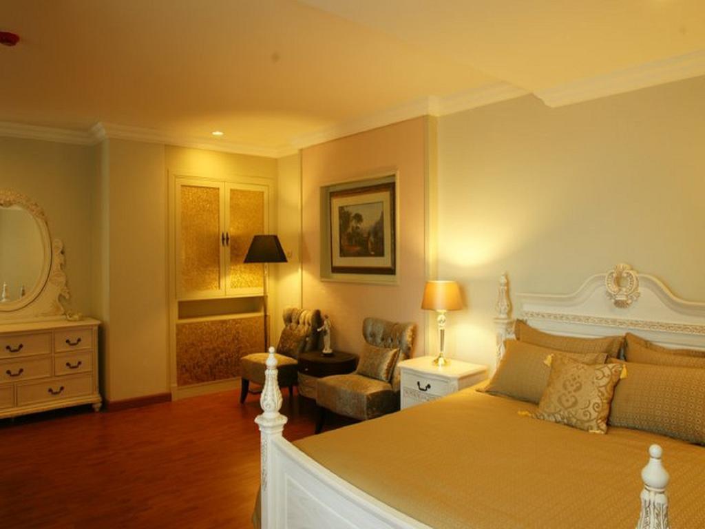Two-Bedroom Suite