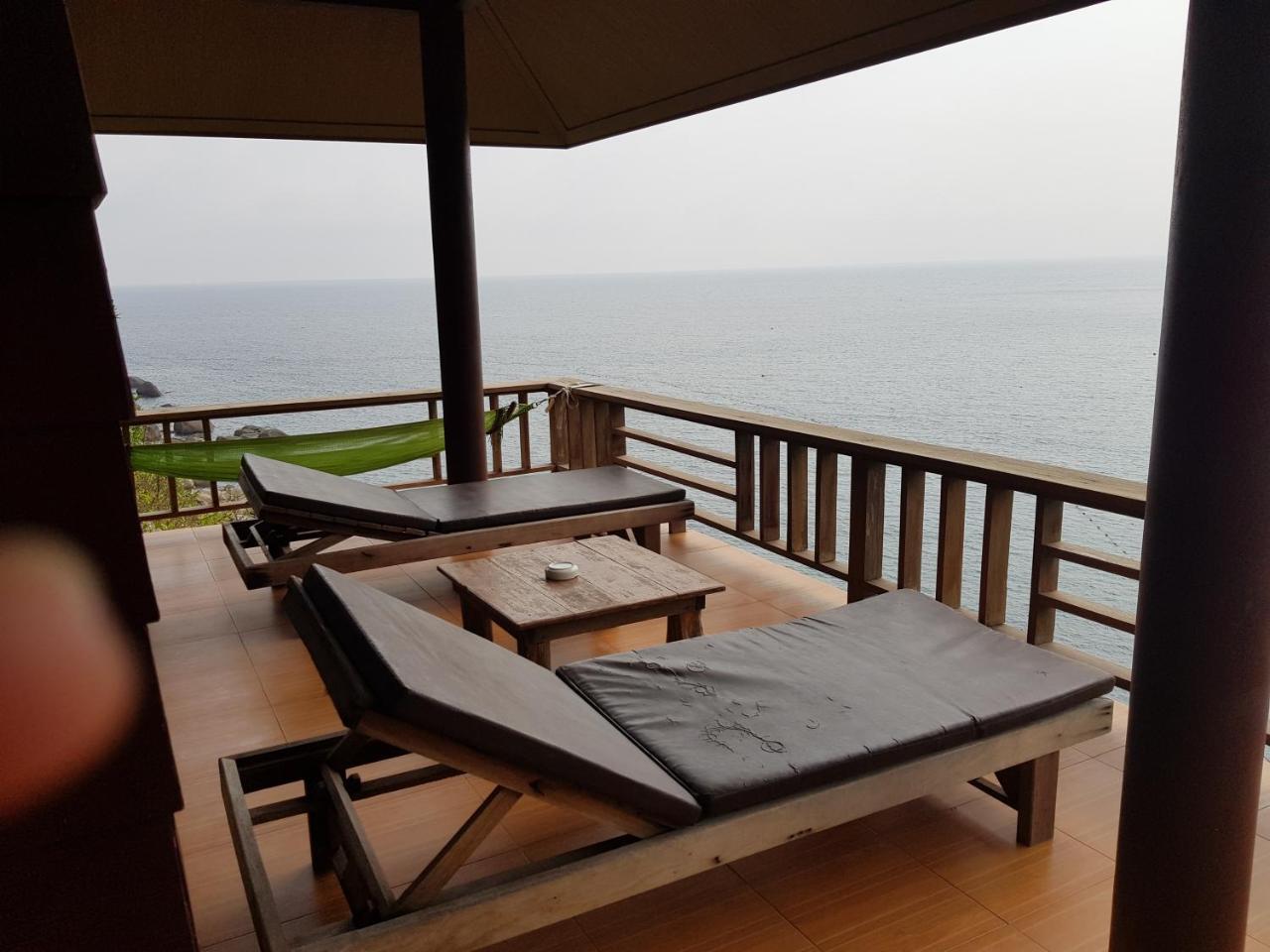 Standard Bungalow Sea View Fan